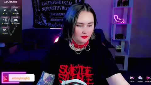 Emmy Bright     50  online show from 11, 3, 2025