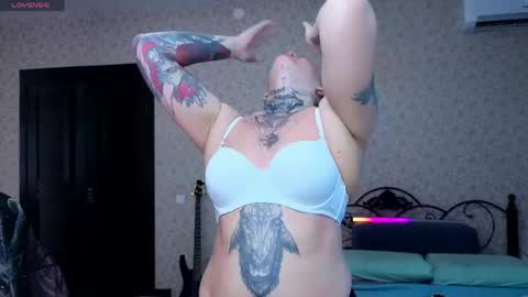 Snapshot of emmybrightj_ chatting on 5, 6, 2026 Emmy Bright 50 online show from 5, 6, 2026