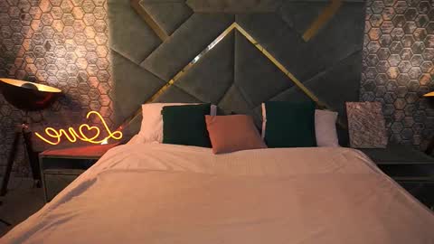 E M M Y online show from 27, 10, 2025