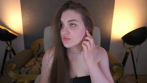 Snapshot of emmycharm chatting on 28, 5, 2026 E M M Y online show from 28, 5, 2026