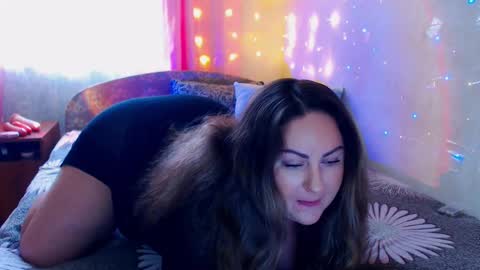 Snapshot of emmyxotty chatting on 29, 12, 2024 Emmy online show from 29, 12, 2024