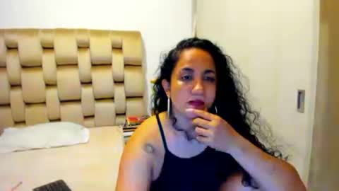 Snapshot of emperatriztapia chatting on 6, 7, 2026 emperatriztapia online show from 6, 7, 2026