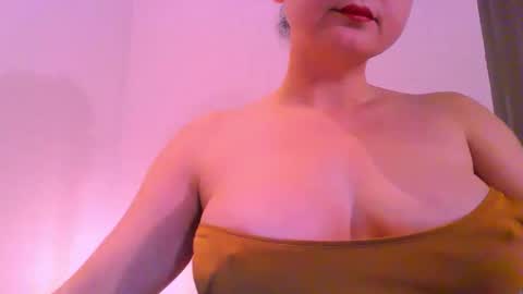 M online show from 10, 4, 2026