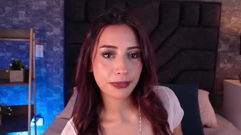 Snapshot of emy_fg chatting on 8, 5, 2026 Emy online show from 8, 5, 2026