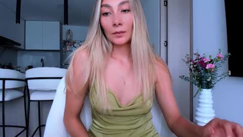 emyconneer online show from 10, 1, 2025