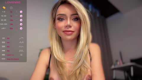 Snapshot of enchatressdixie chatting on 17, 12, 2024 dixie online show from 17, 12, 2024