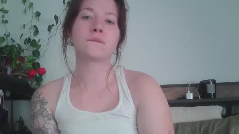Snapshot of endlesslyevie chatting on 28, 1, 2025 endlessly evie online show from 28, 1, 2025
