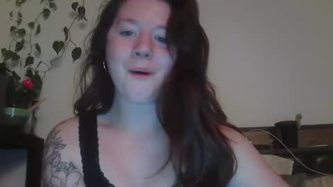 Snapshot of endlesslyevie chatting on 5, 3, 2025 endlessly evie online show from 5, 3, 2025