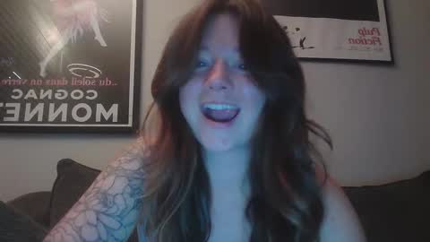 Snapshot of endlesslyevie chatting on 8, 10, 2025 endlessly evie online show from 8, 10, 2025