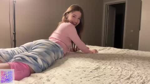 Mia online show from 20, 2, 2025