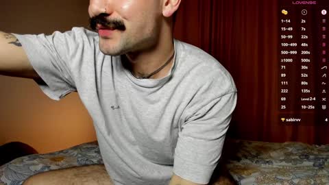 Snapshot of enen_glo chatting on 4, 12, 2024 Enen online show from 4, 12, 2024