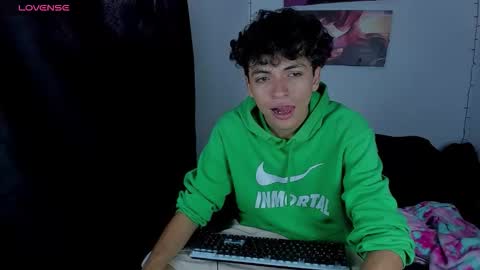 Snapshot of energy_lover137 chatting on 12, 2, 2026 Salo online show from 12, 2, 2026