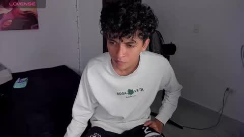 Snapshot of energy_lover137 chatting on 16, 2, 2026 Salo online show from 16, 2, 2026