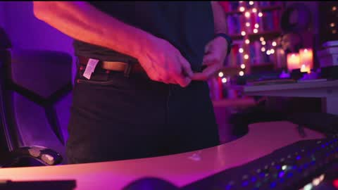 uk online show from 25, 1, 2025