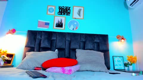 Snapshot of engelstone_ chatting on 27, 12, 2024 E N G E L online show from 27, 12, 2024