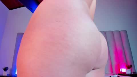 Snapshot of engelstone_ chatting on 12, 2, 2025 E N G E L online show from 12, 2, 2025