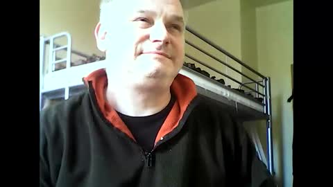 Snapshot of englishguysurrey chatting on 3, 1, 2025 englishguysurrey online show from 3, 1, 2025