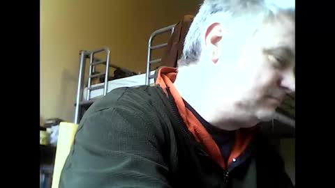 Snapshot of englishguysurrey chatting on 18, 2, 2026 englishguysurrey online show from 18, 2, 2026