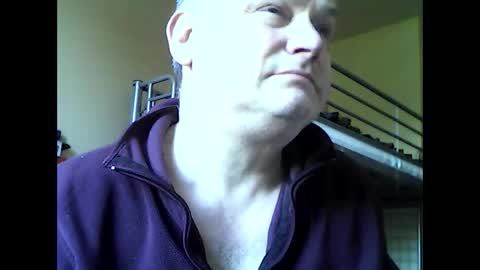 Snapshot of englishguysurrey chatting on 17, 3, 2026 englishguysurrey online show from 17, 3, 2026