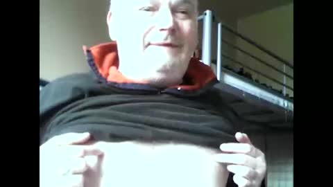 Snapshot of englishguysurrey chatting on 27, 3, 2026 englishguysurrey online show from 27, 3, 2026