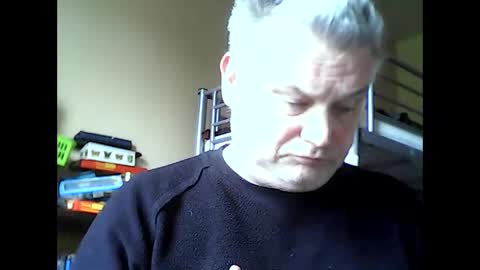 Snapshot of englishguysurrey chatting on 15, 4, 2026 englishguysurrey online show from 15, 4, 2026