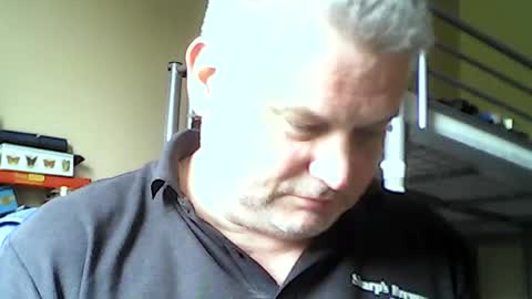 Snapshot of englishguysurrey chatting on 4, 7, 2026 englishguysurrey online show from 4, 7, 2026