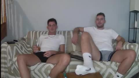 Snapshot of englishladxxx chatting on 19, 9, 2025 Englishladxxx online show from 19, 9, 2025