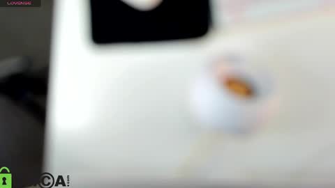 Ella  online show from 13, 4, 2026