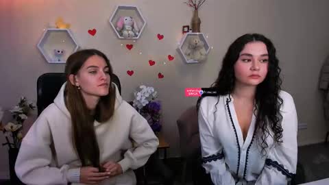 Snapshot of enny_mrr chatting on 27, 2, 2025 enny_mrr online show from 27, 2, 2025