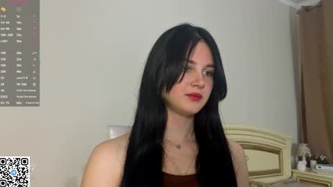Snapshot of enricaelis chatting on 12, 10, 2025 Sani online show from 12, 10, 2025