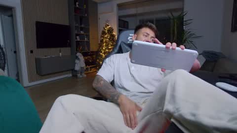 Erik online show from 29, 12, 2024