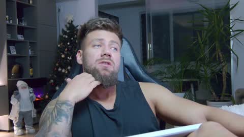 Erik online show from 4, 1, 2025