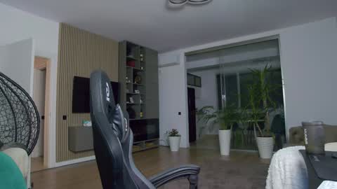 Erik online show from 16, 1, 2025