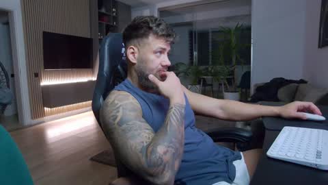 Erik online show from 20, 1, 2025