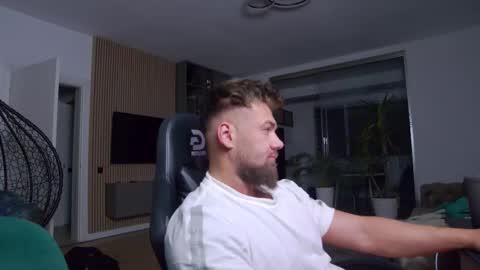 Erik online show from 15, 2, 2025