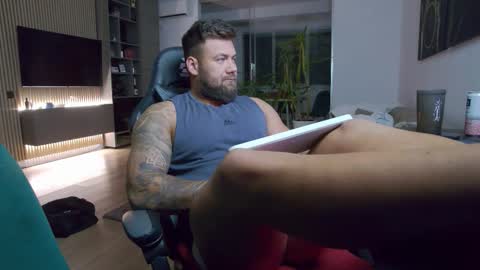 Erik online show from 9, 9, 2025