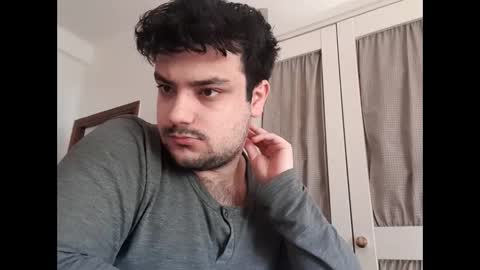 enrique696912345 online show from 6, 4, 2026