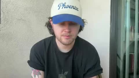 Snapshot of entreporneur chatting on 16, 10, 2025 FOLLOW JOIN MY CULT online show from 16, 10, 2025