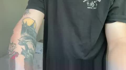 Snapshot of entreporneur chatting on 21, 10, 2025 FOLLOW JOIN MY CULT online show from 21, 10, 2025