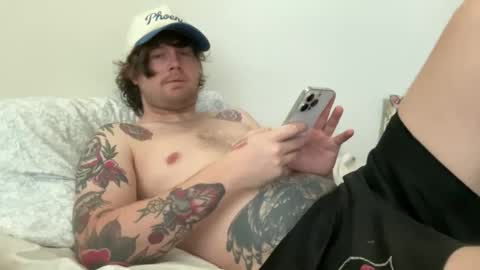 Snapshot of entreporneur chatting on 24, 10, 2025 FOLLOW JOIN MY CULT online show from 24, 10, 2025