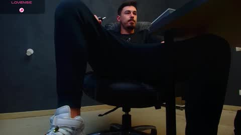 EnzoRace online show from 7, 10, 2025