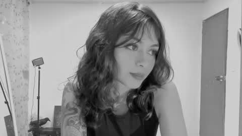 Snapshot of ephemeral_hot chatting on 18, 6, 2026 Leyla online show from 18, 6, 2026