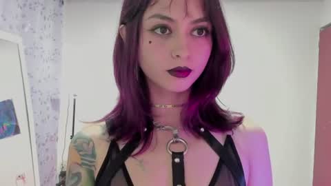Snapshot of ephemeral_hot chatting on 20, 6, 2026 Leyla online show from 20, 6, 2026