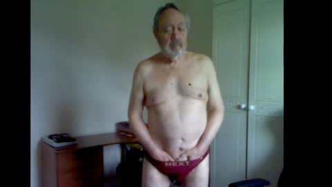 Snapshot of erasmus_d chatting on 7, 5, 2026 erasmus_d online show from 7, 5, 2026