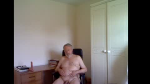 erasmus_d online show from 14, 7, 2026