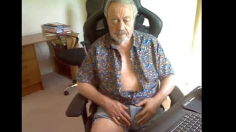 erasmus_d online show from 26, 7, 2026