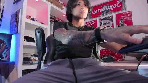 Tht BOSS Eren online show from 20, 11, 2025