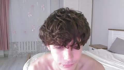 Snapshot of eric_crush chatting on 26, 5, 2026 Eric Crush online show from 26, 5, 2026
