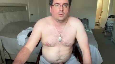 Snapshot of eric_heim chatting on 14, 11, 2025 eric heim online show from 14, 11, 2025