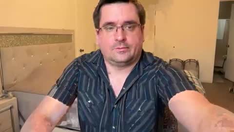 Snapshot of eric_heim chatting on 15, 11, 2025 eric heim online show from 15, 11, 2025